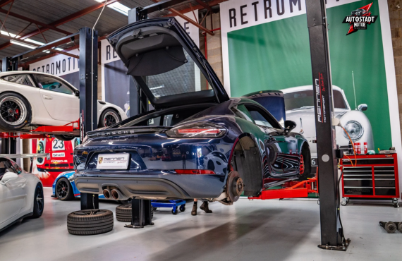 Porsche Car Repair Dubai