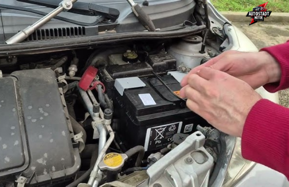 Suzuki Battery Change