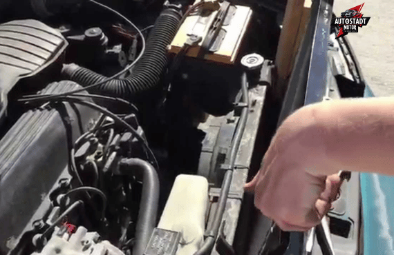 Renault AC Condenser Change