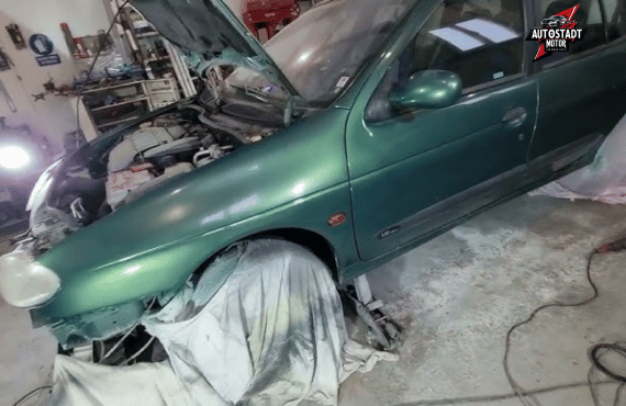 Renault Paint Repair