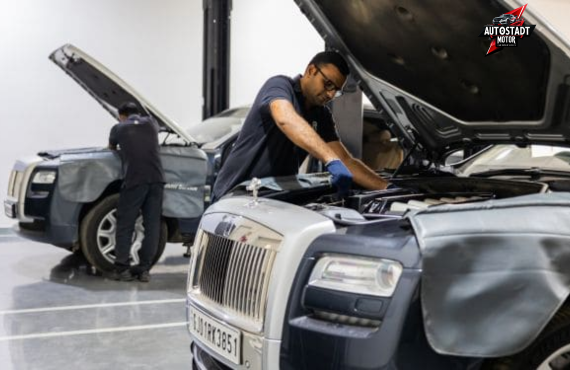 Rolls Royce Mechanic