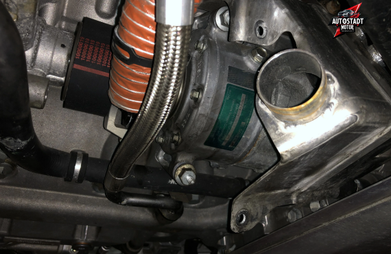 McLaren water pump repair